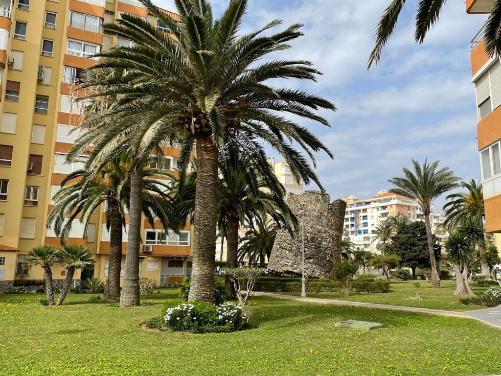Las Palmeras Альгарробо-Коста Экстерьер фото